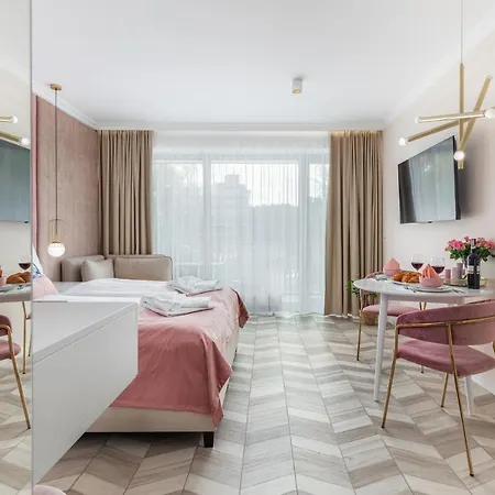 Golden Line Apartments Свіноуйсьце Екстер'єр фото