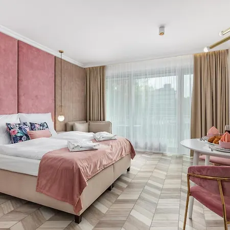 Golden Line Apartments Свіноуйсьце Екстер'єр фото